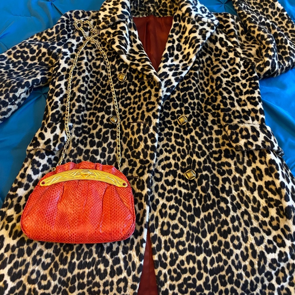 Luxe Vintage Cheetah Print Coat